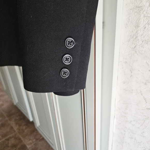 Talbots women’s black single breasted career wear blazer. size 20 - Picture 6 of 13